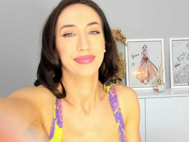 Live sex webcam photo for LuvC #273042881