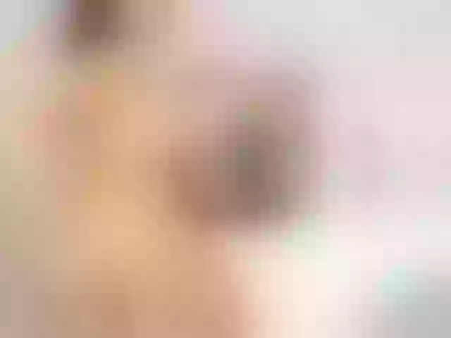 Live sex webcam photo for LuvC #273108344