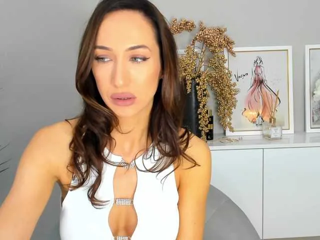 Live sex webcam photo for LuvC #273592664