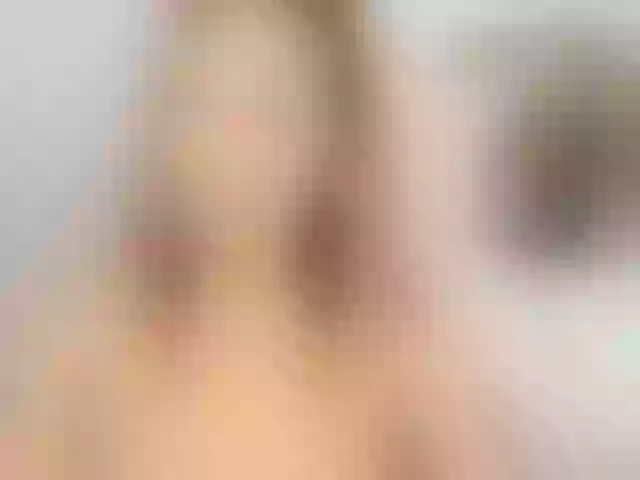 Live sex webcam photo for LuvC #276363789