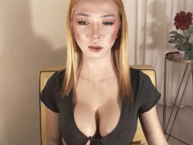 Live sex webcam photo for LuxyWilson #277387961