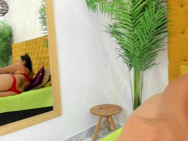 Live sex webcam photo for Luya-Jhonson #275809911