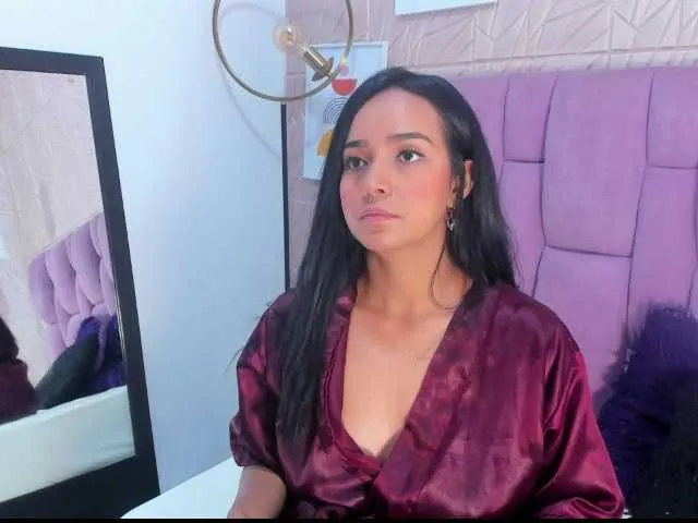 Live sex webcam photo for Luya-Jhonson #276353643