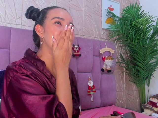 Live sex webcam photo for Luya-Jhonson #277011843
