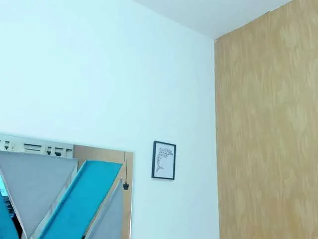 Live sex webcam photo for Luya-Jhonson #291037592