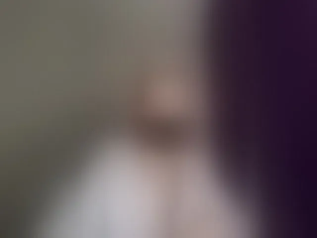 Live sex webcam photo for LuybiMenya #293828289