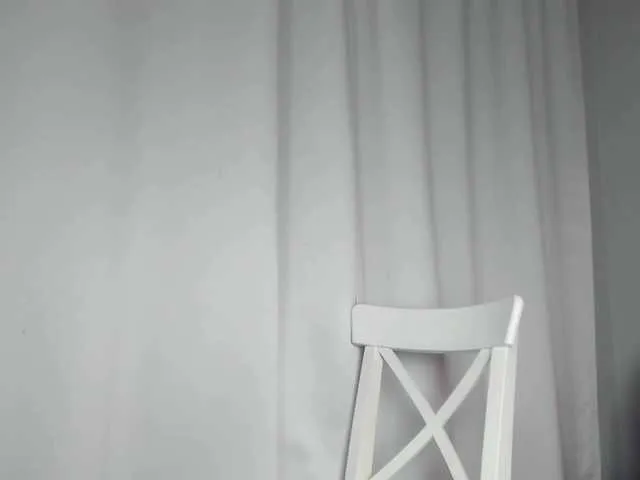 Live sex webcam photo for Lwoffskya #273477964