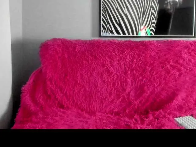 Live sex webcam photo for Lwoffskya #273575706