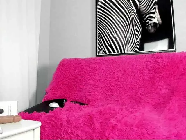 Live sex webcam photo for Lwoffskya #273725311