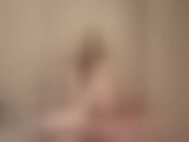 Live sex webcam photo for Lyalyaaaa #276319739