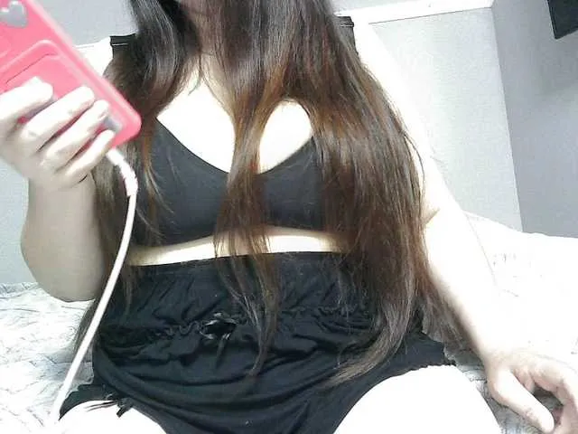 Live sex webcam photo for Lyana #291346461