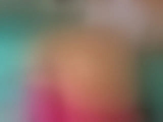 Live sex webcam photo for LybimKa24 #293911718