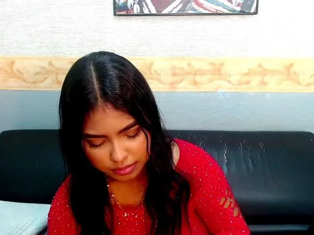 Live sex webcam photo for Lydia-Blaze #290189193