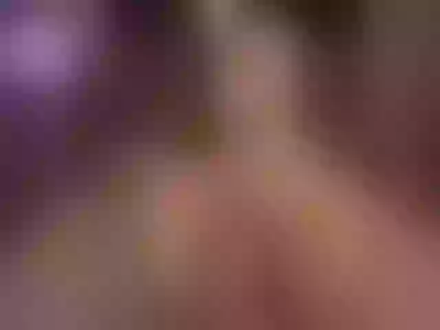 Live sex webcam photo for LylaYeess #281067060