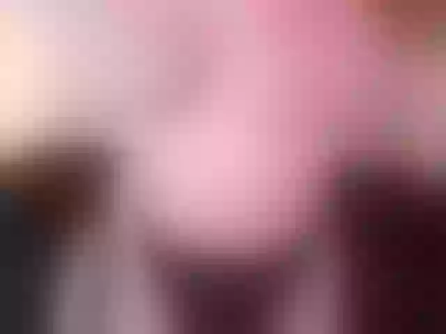 Live sex webcam photo for LylaYeess #286857124