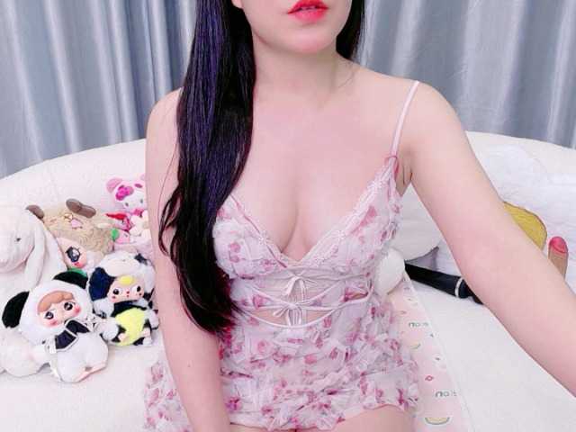 Live sex webcam photo for Lylybaby #294213551