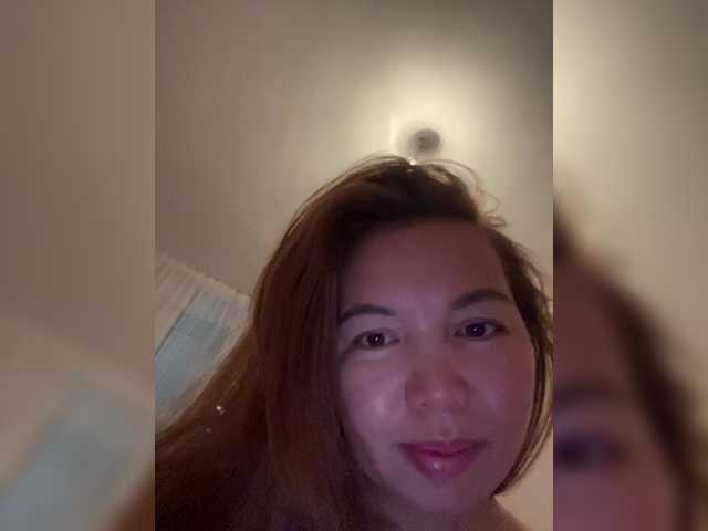 Live sex webcam photo for LynnMonica #291933296