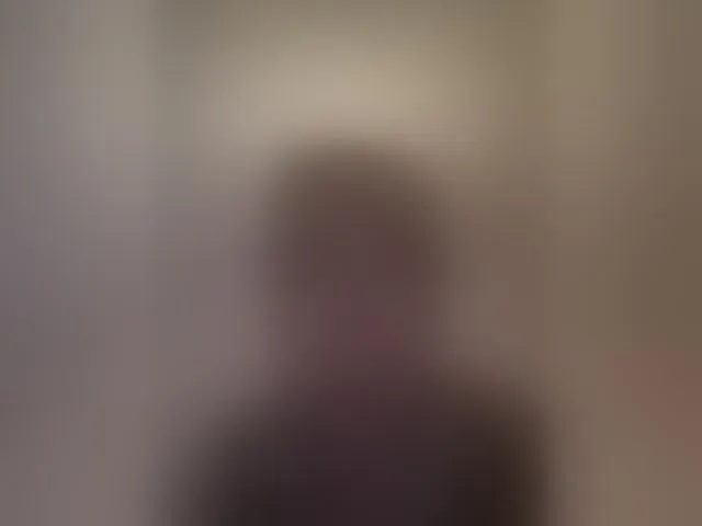 Live sex webcam photo for LynnMonica #292543526