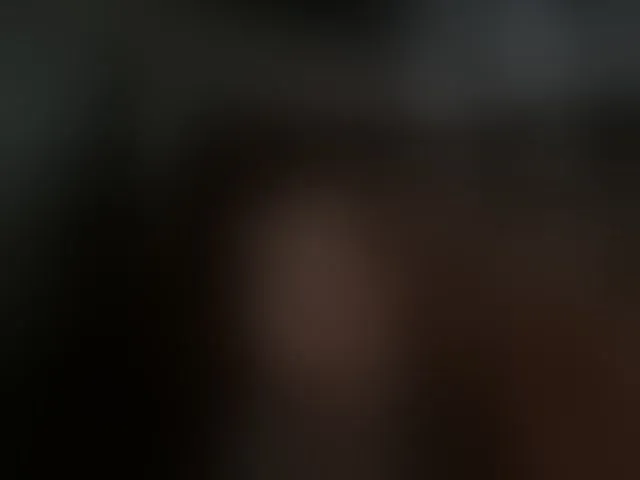 Live sex webcam photo for LynnMonica #292658369