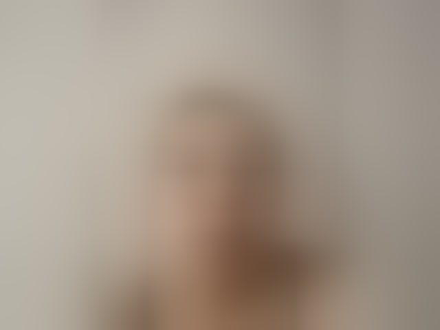 Live sex webcam photo for LynnMonica #293967874