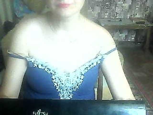 Live sex webcam photo for LynnYana #284153269