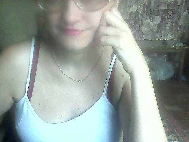 Live sex webcam photo for LynnYana #290040834