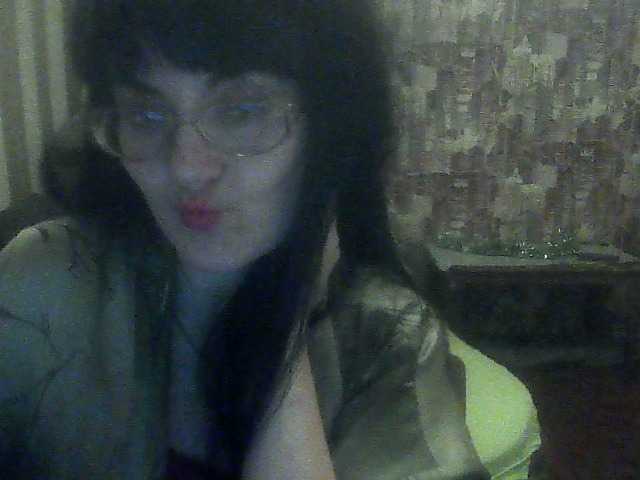 Live sex webcam photo for LynnYana #290369775