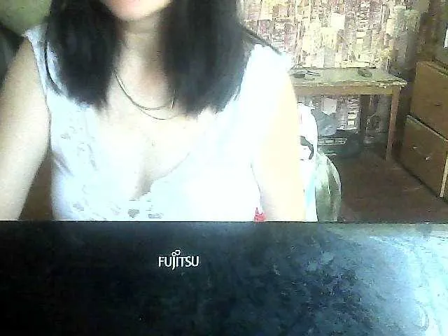 Live sex webcam photo for LynnYana #291804735