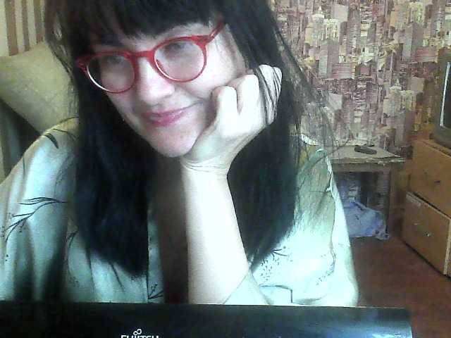 Live sex webcam photo for LynnYana #292087942