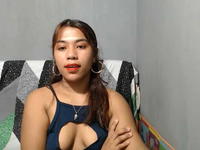 Live sex webcam photo for LynsKaye #293809283