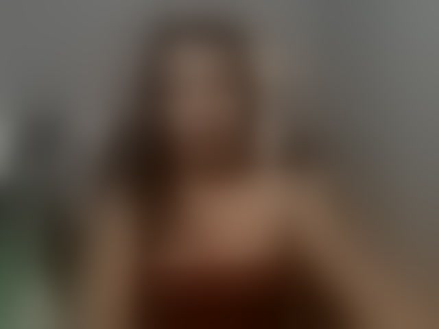 Live sex webcam photo for LynsKaye #293854592