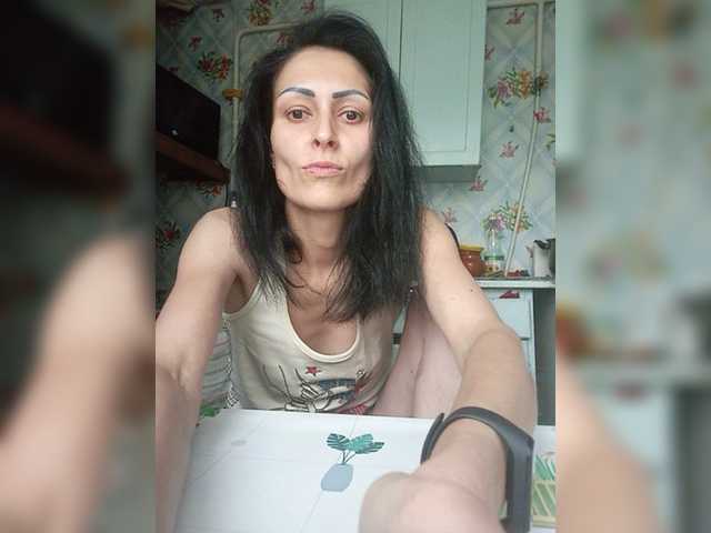 Live sex webcam photo for Lyolya2205 #273571163