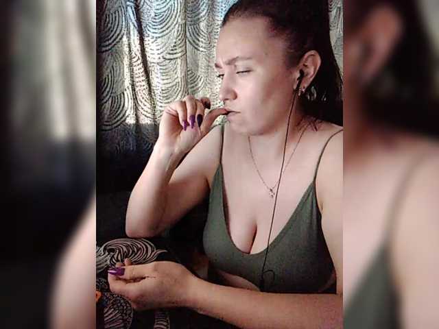 Live sex webcam photo for Lyubov1908 #289016169