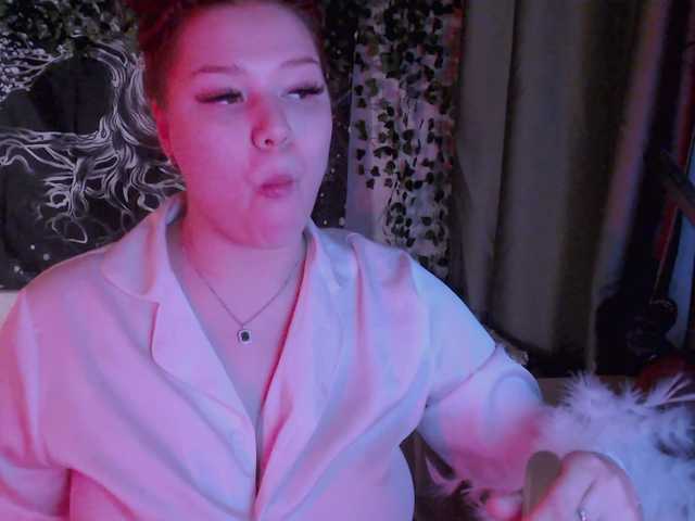 Live sex webcam photo for M00nlight-F0x #277764341