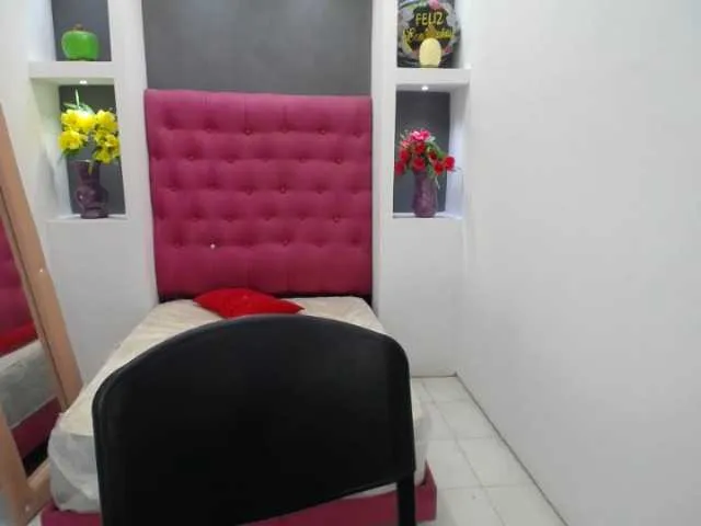 Live sex webcam photo for M3gara #277609526