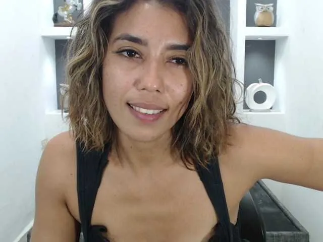 Live sex webcam photo for M3gara #278109445