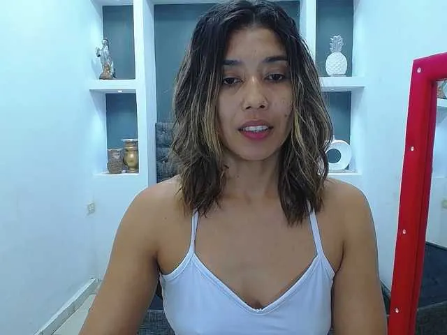 Live sex webcam photo for M3gara #289556631