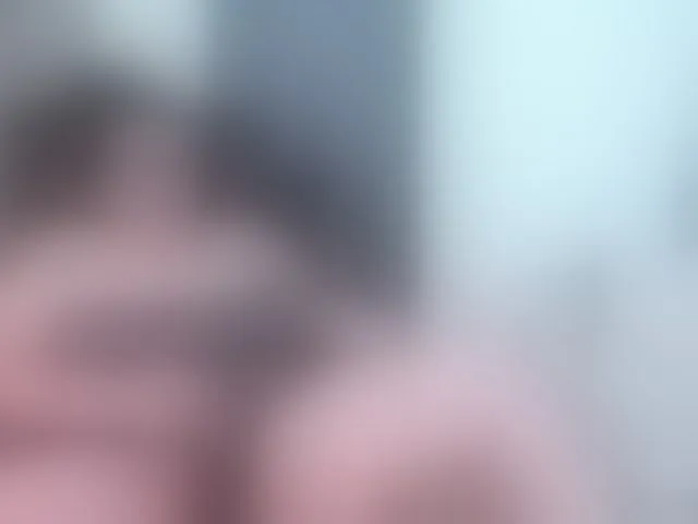 Live sex webcam photo for MABELANDDANNY #291681417