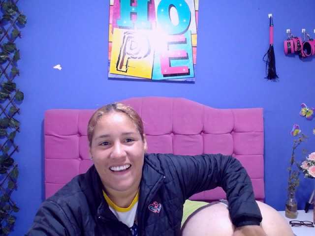 Live sex webcam photo for MADISONXANDER #272189182