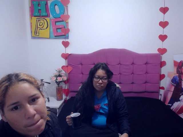 Live sex webcam photo for MADISONXANDER #272463307