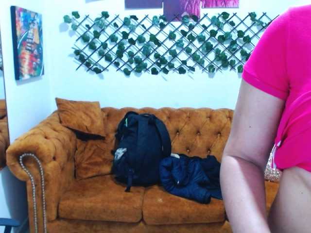 Live sex webcam photo for MADISONXANDER #273930861