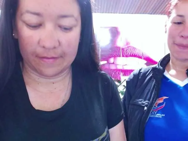 Live sex webcam photo for MADISONXANDER #274329848