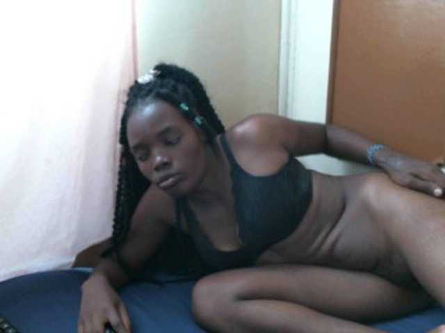 Live sex webcam photo for MAGNETIC-QUEEN #276891694