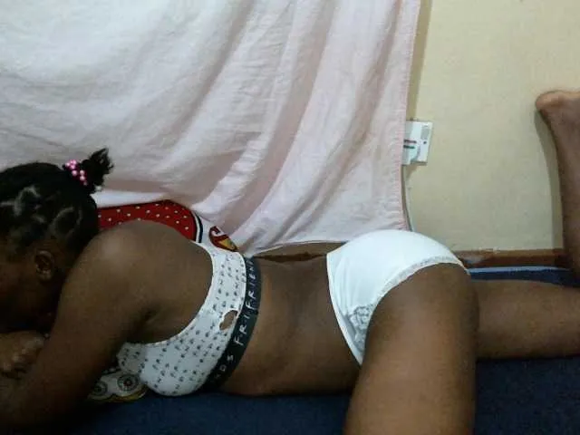 Live sex webcam photo for MAGNETIC-QUEEN #276998801