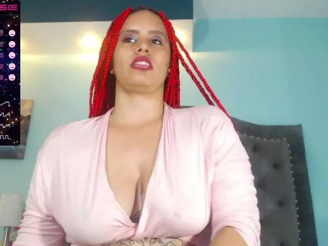 Live sex webcam photo for MARIAGAITAN #274344289