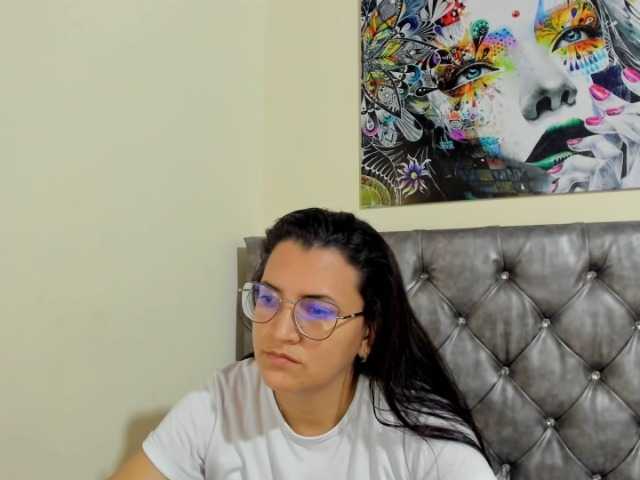 Live sex webcam photo for MARILYNG #278012255