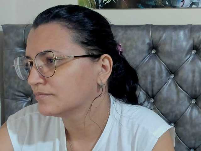 Live sex webcam photo for MARILYNG #278026028