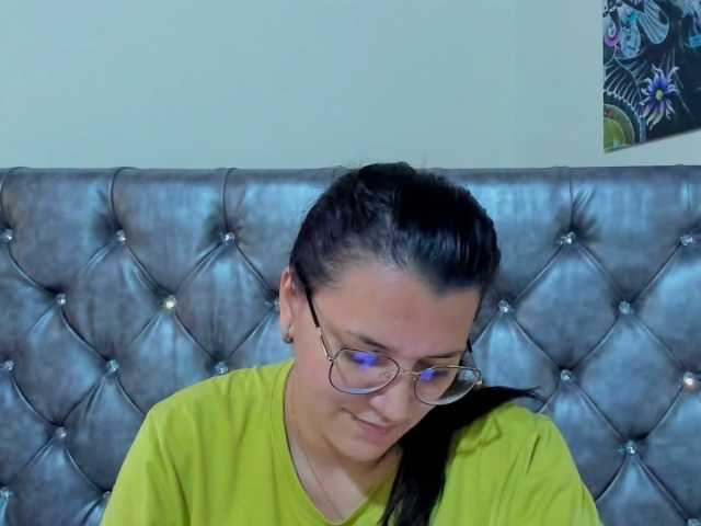 Live sex webcam photo for MARILYNG #278077521