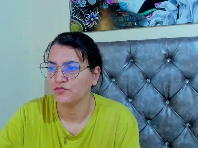 Live sex webcam photo for MARILYNG #278302287