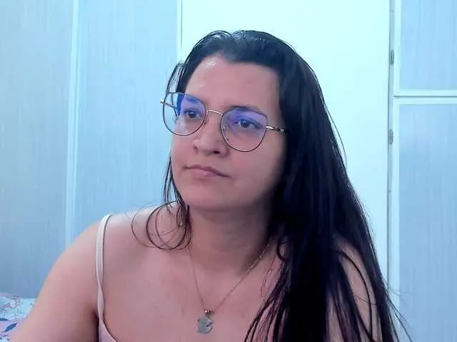 Live sex webcam photo for MARILYNG #291616908